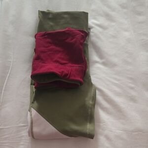 Woman Olive and Gray Mesh Legging W/matching Reversable Top